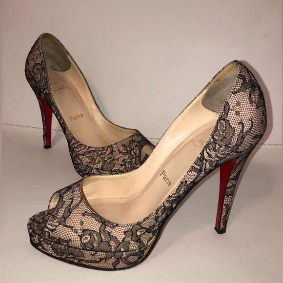 Christian louboutin lace peep toe pumps size 38.5 - Picture 2 of 6